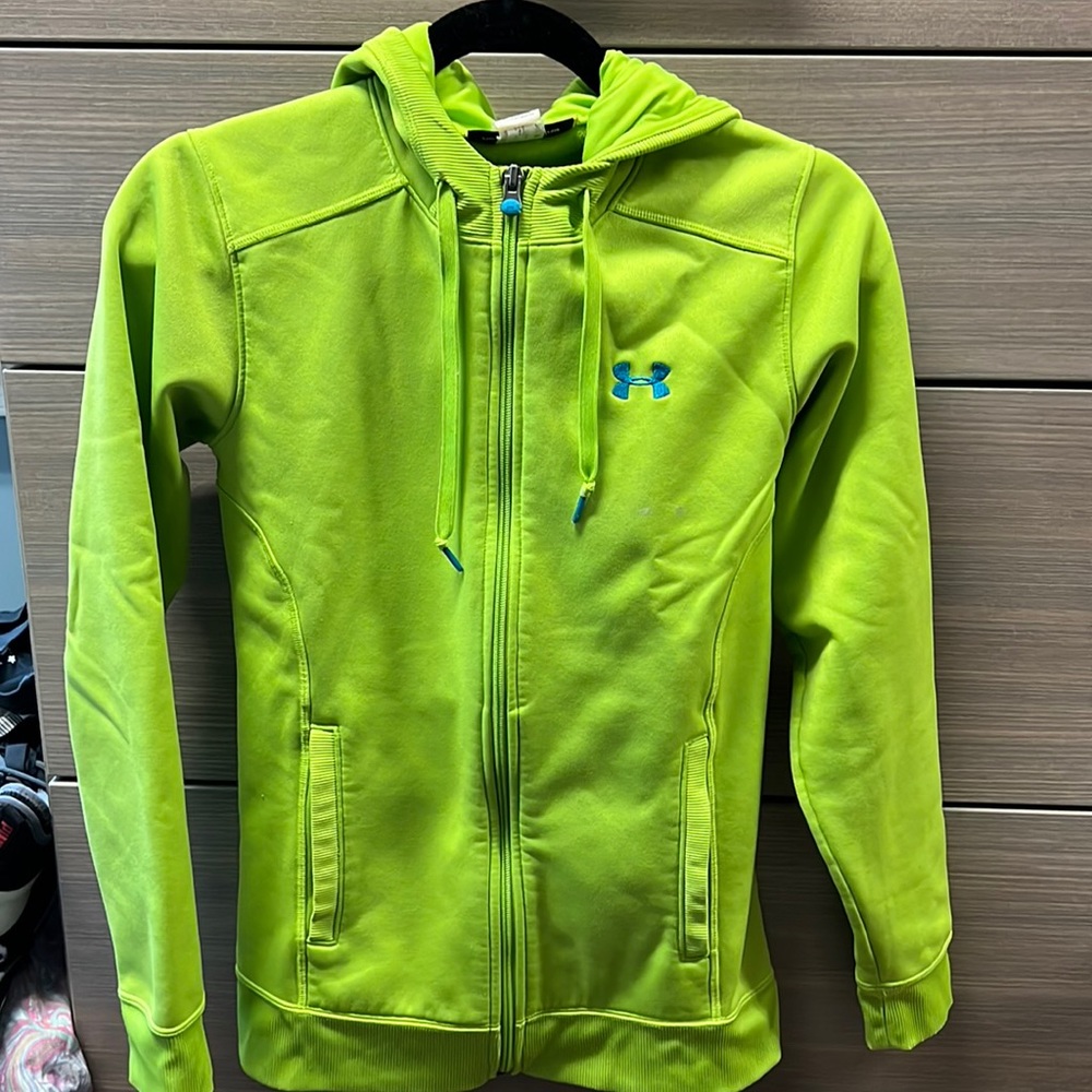 Women’s Under Armour small zip up hoodie